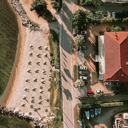 Calma Beach Hotel 스타브로스 외부 사진