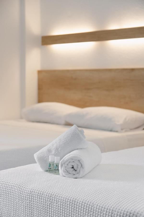 Calma Beach Hotel 스타브로스 외부 사진
