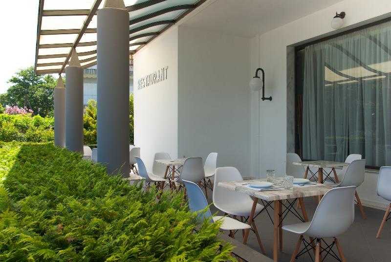 Calma Beach Hotel 스타브로스 외부 사진