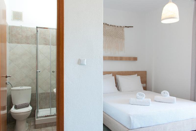 Calma Beach Hotel 스타브로스 외부 사진